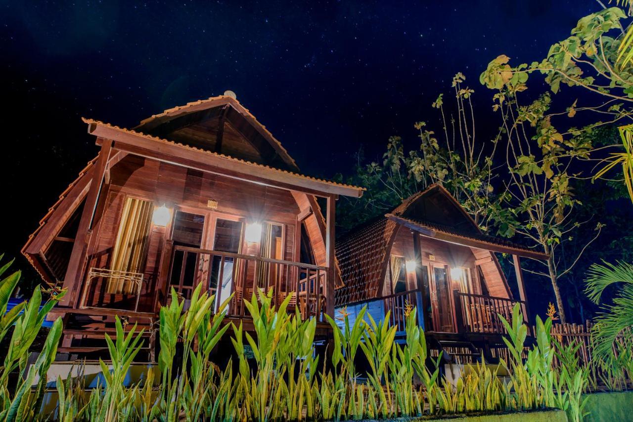 The Granyam Garden Cottage Batununggul Ngoại thất bức ảnh