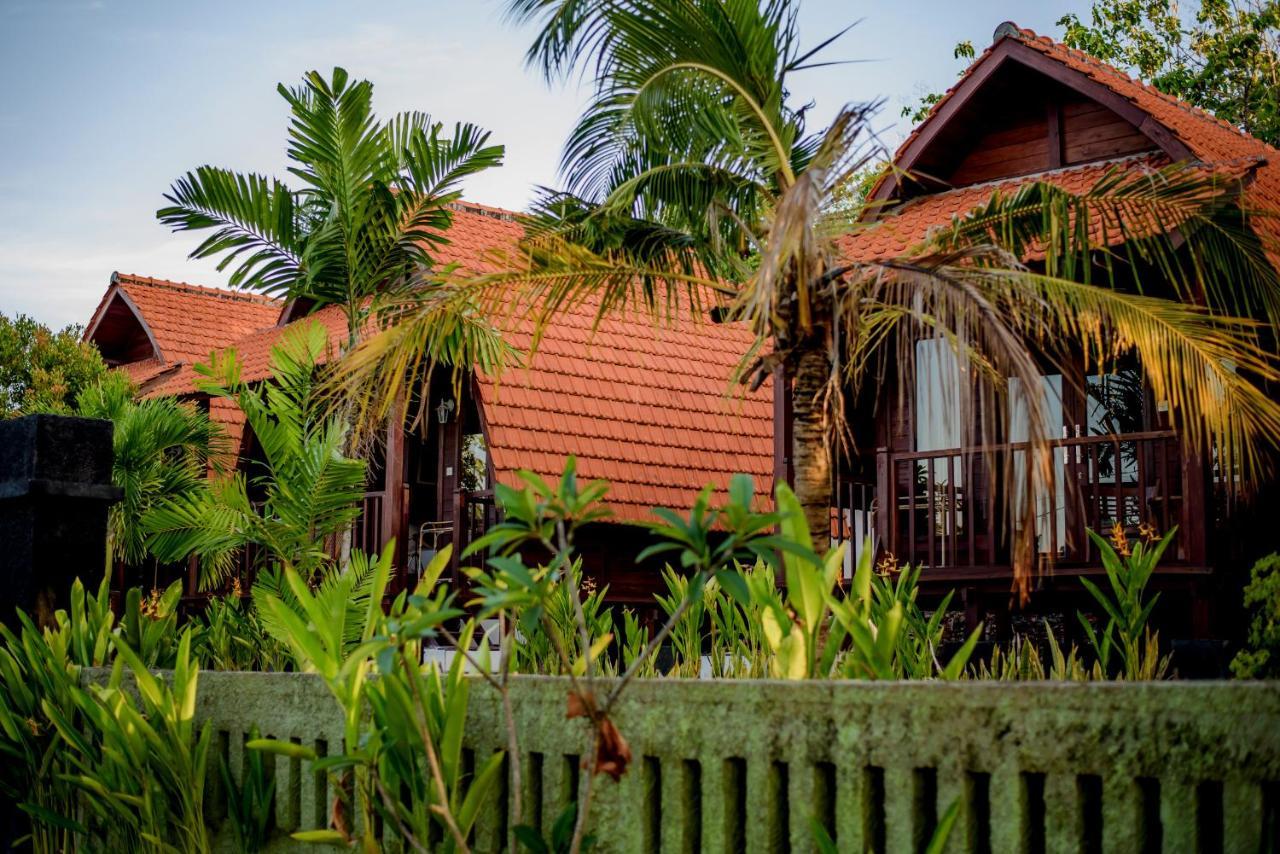 The Granyam Garden Cottage Batununggul Ngoại thất bức ảnh