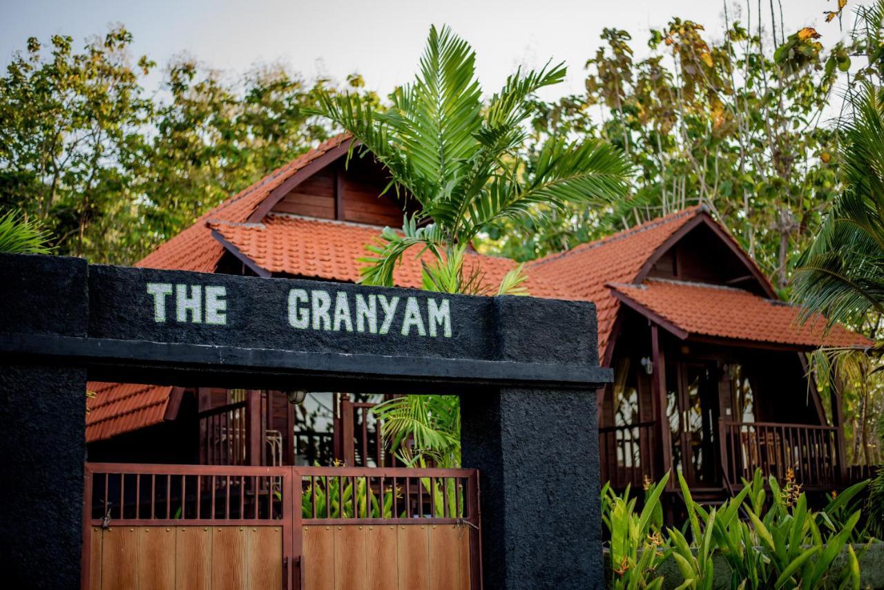 The Granyam Garden Cottage Batununggul Ngoại thất bức ảnh